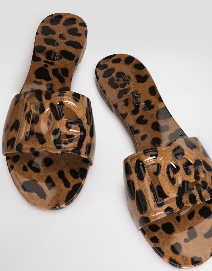 Dolce & Gabbana Leo-print rubber beachwear slides  CW2215A0017
