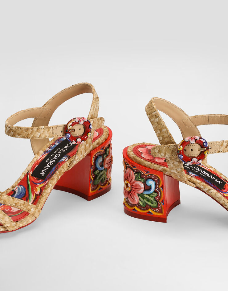 111 Dolce & Gabbana   