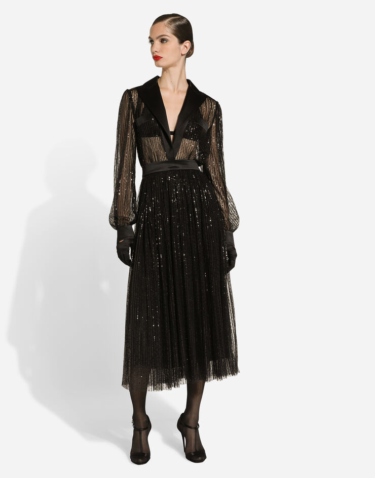 Dolce & Gabbana Longuette-Hemdblusenkleid im Smokingstil aus paillettenbesetztem Tüll Schwarz F6JOKTILMA3