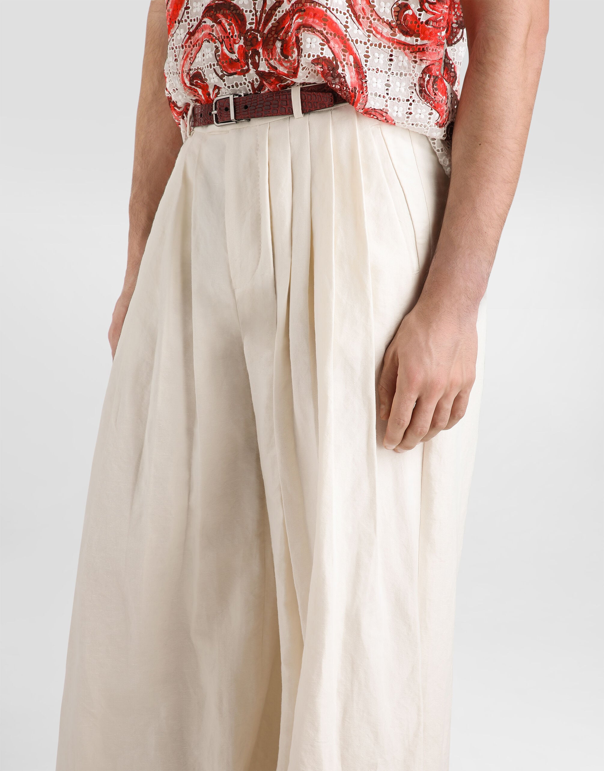 Cotton linen trousers with pleats in White for Men | Dolce&Gabbana® US