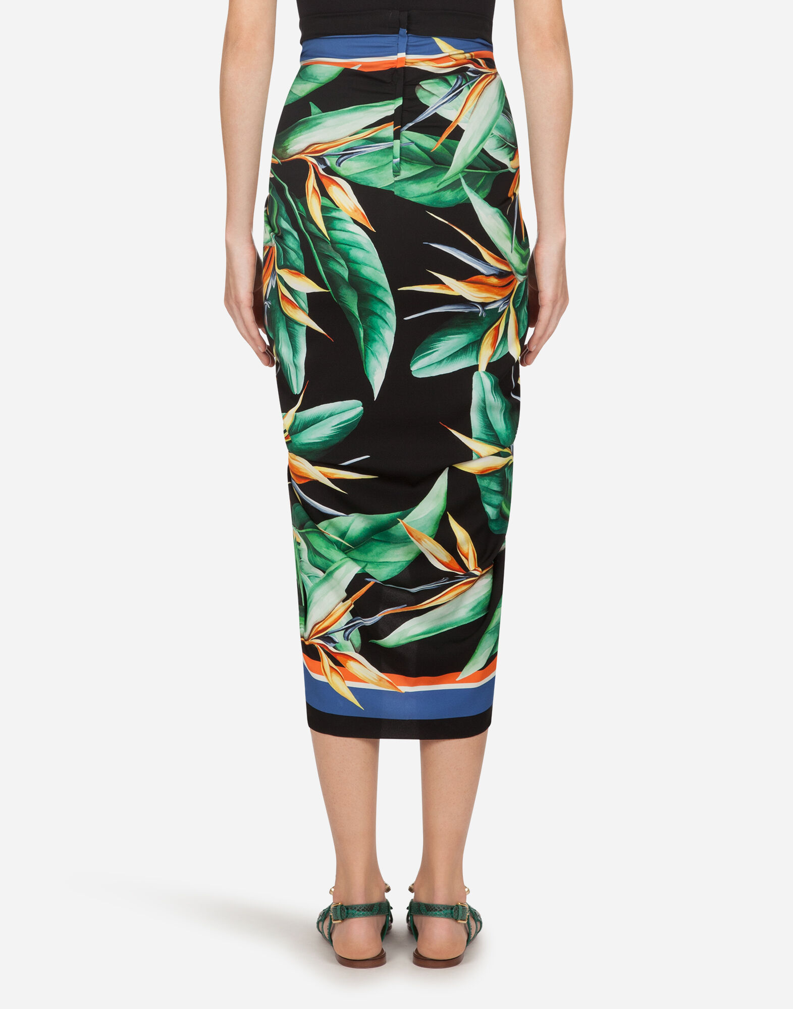 LONGUETTE WRAP-AROUND SKIRT IN CHARMEUSE WITH FOULARD PRINT