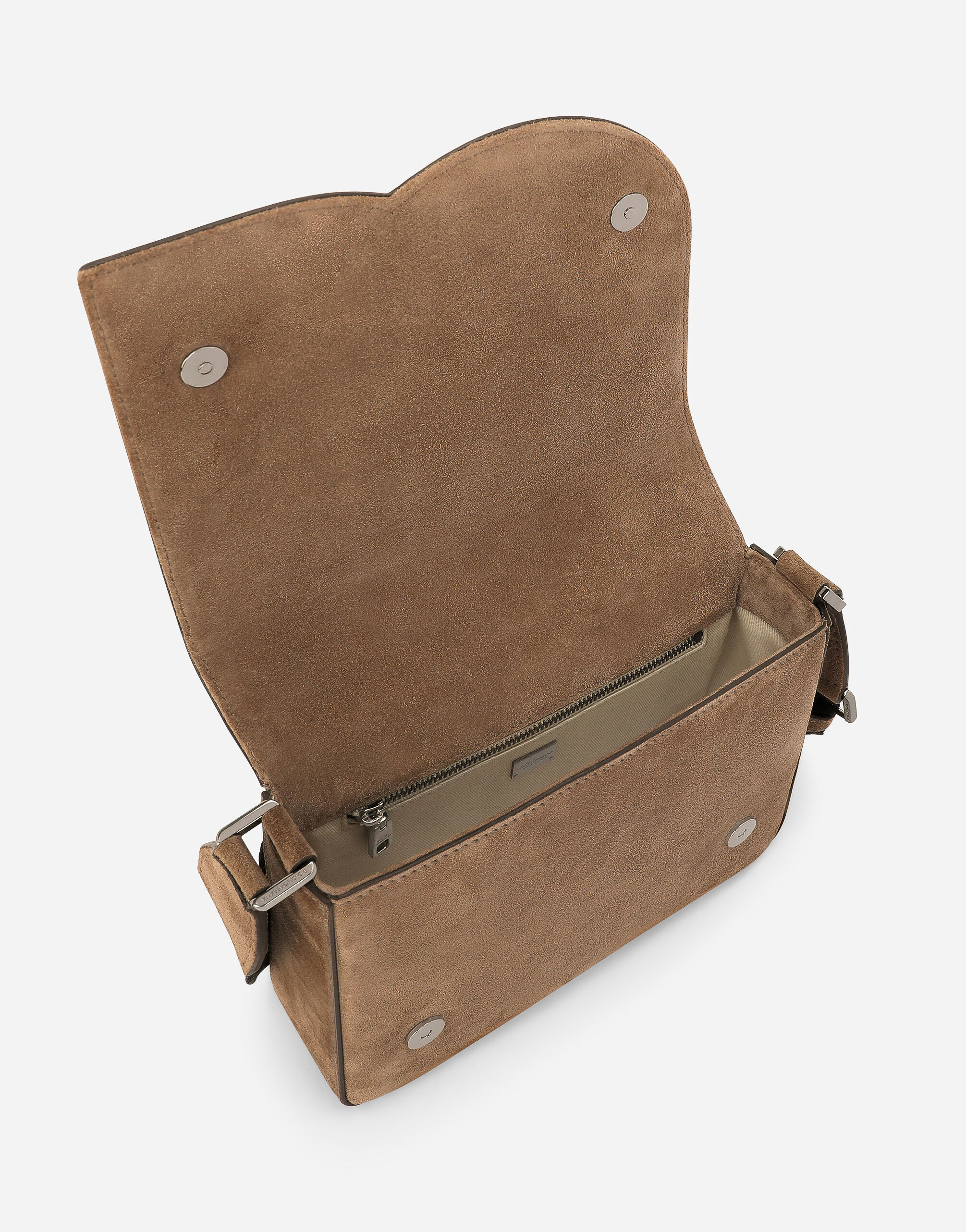 DOLCE & GABBANA メッセンジャーバッグ ブラウン Medium DG Logo Bag crossbody bag in Brown for Men | Dolce&Gabbana®