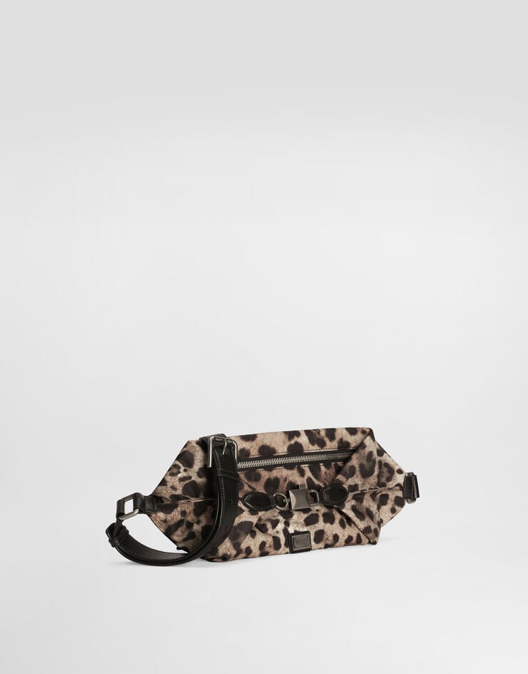 Dolce & Gabbana Leopard-print nylon bag Dolce & Gabbana Leopard-print nylon bag Print BM2188AU915