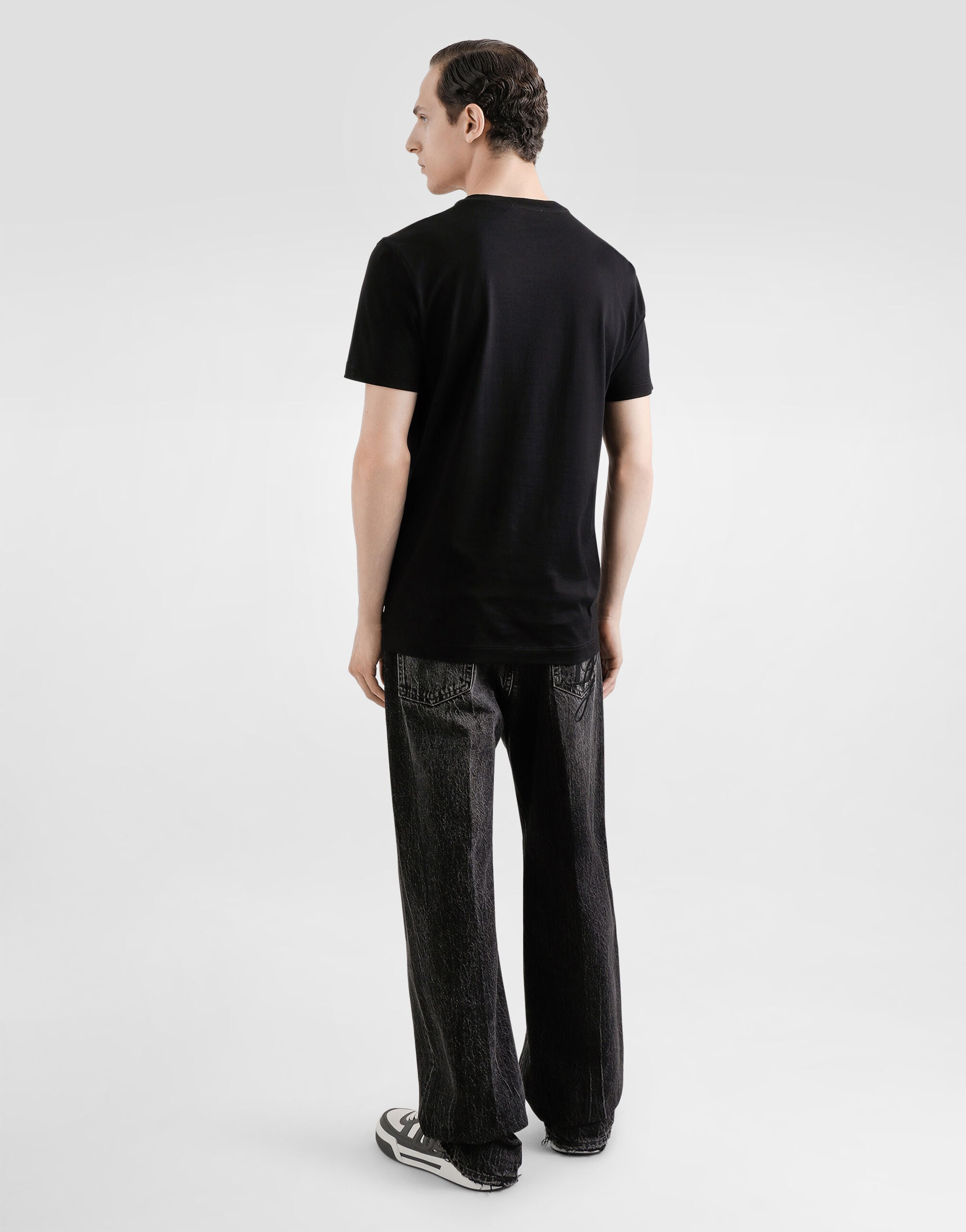 Cotton T-shirt with logo in Black for Men | Dolce&Gabbana® US