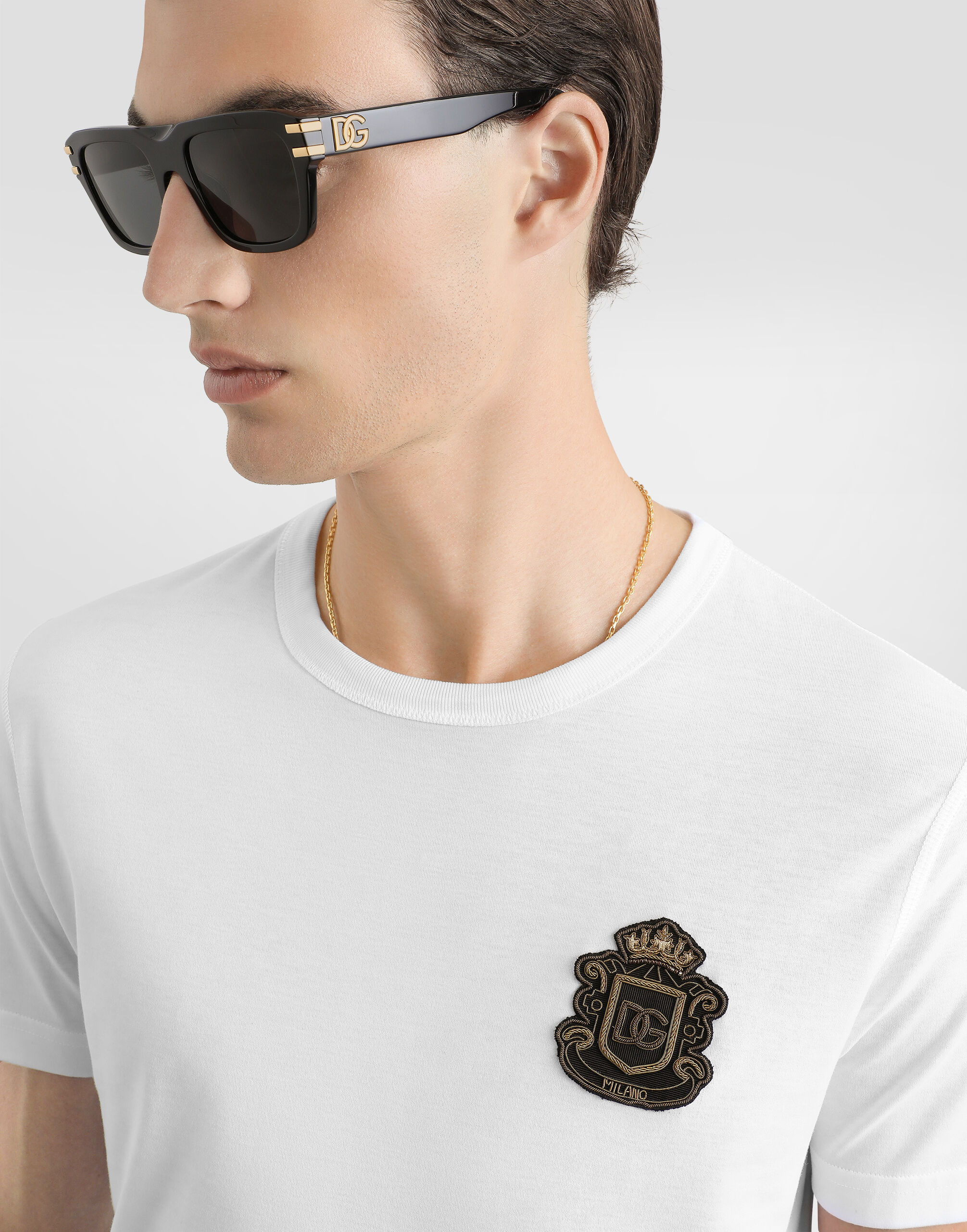T-shirt with heraldic patch in White for Men | Dolce&Gabbana®