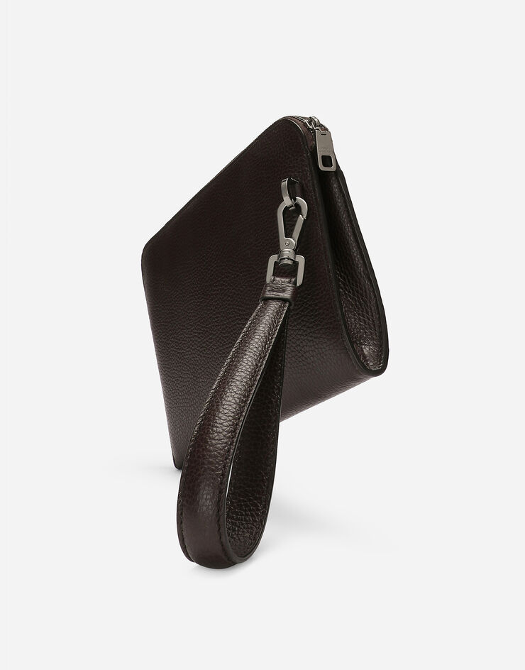 Dolce & Gabbana حقيبة باوتش متوسطة من جلد غزال بني BM2338A8034