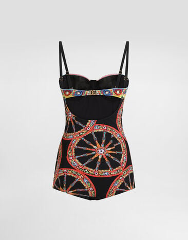 Dolce & Gabbana Badeanzug mit Balconette-Ausschnitt in Carretto-Print Multicolor O9A13JON0HE