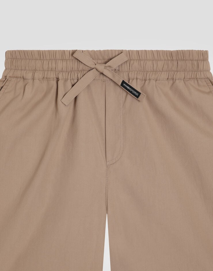 Dolce & Gabbana Bermudashorts aus Popeline mit DG-Patch Beige L43Q54G7P0L