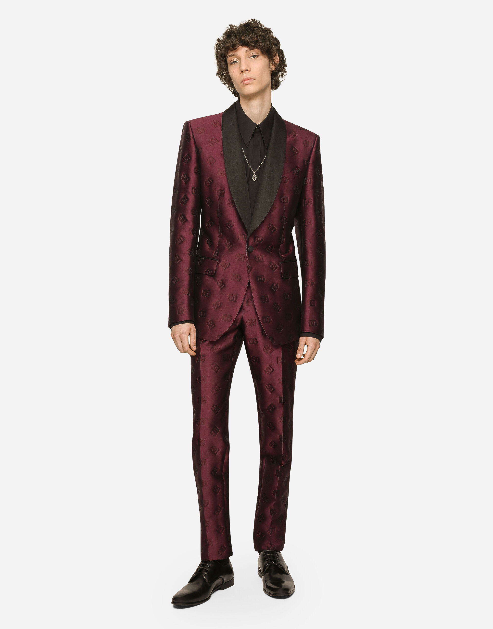 Dolce and gabbana red suit hot sale