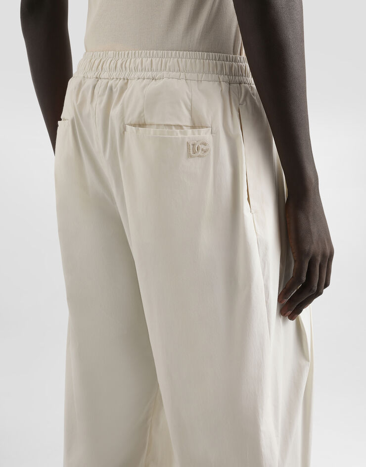 Dolce & Gabbana Poplin trousers Beige GP153ZFUEFJ