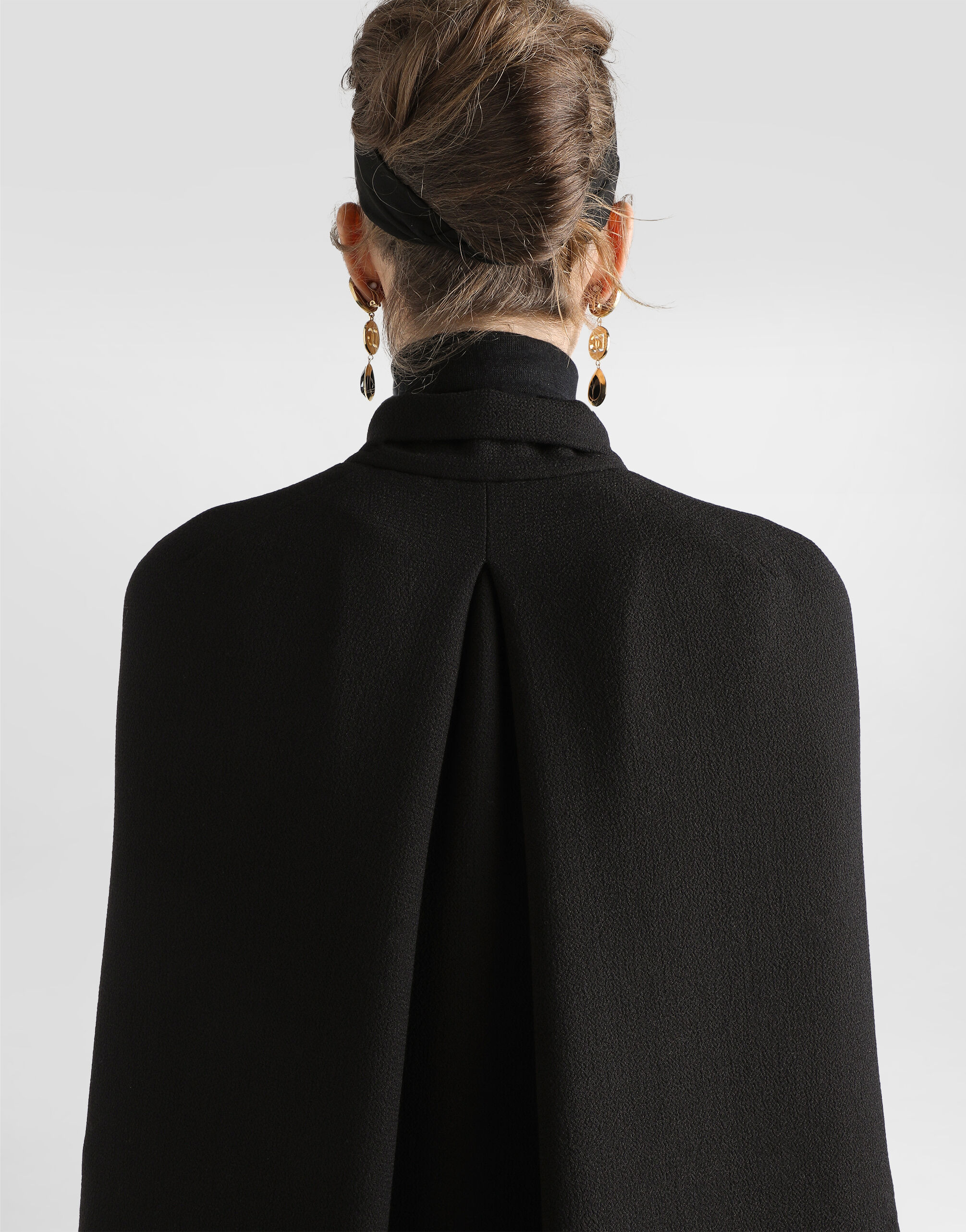 Wool crêpe cape in Black for Women | Dolce&Gabbana® US