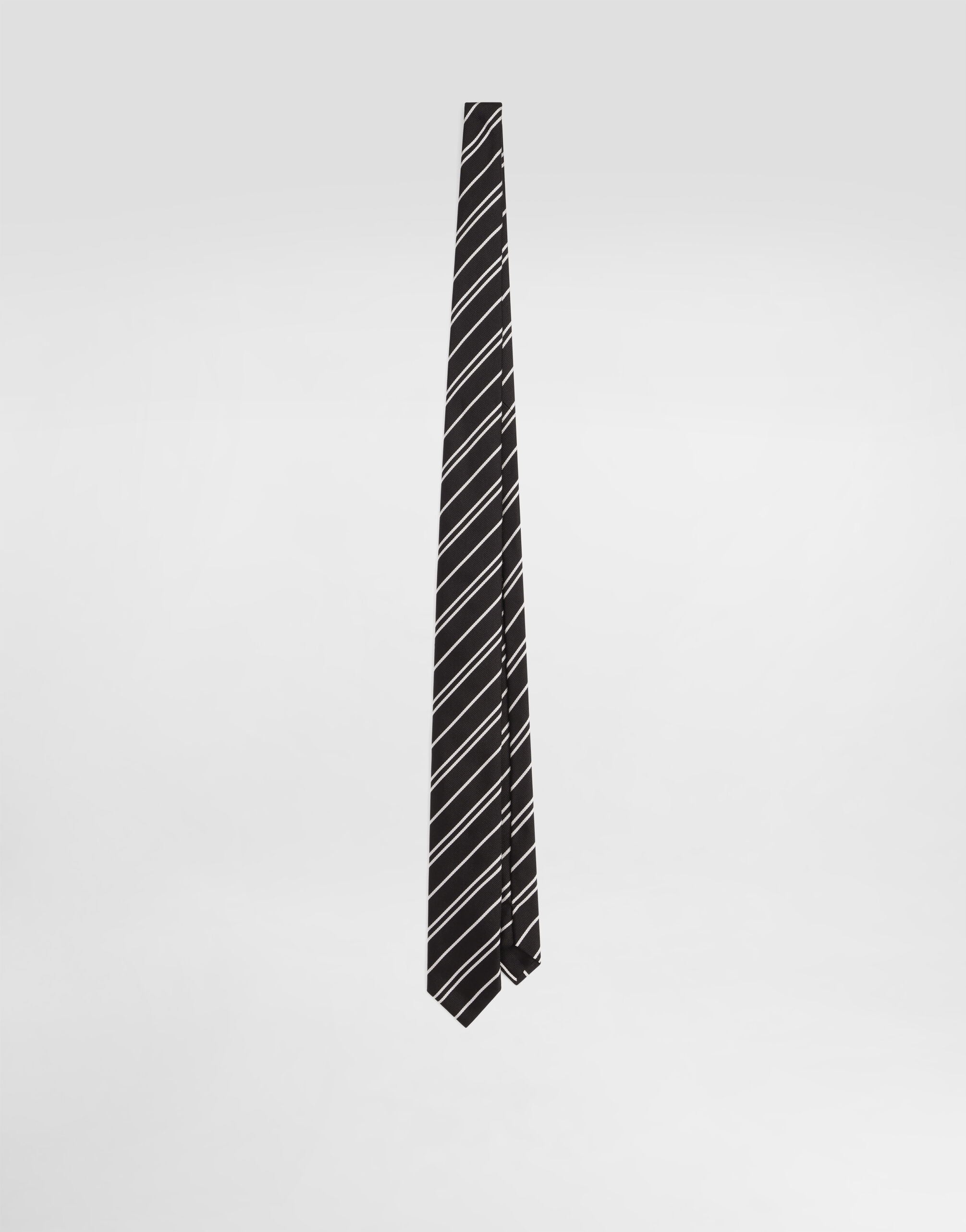 26747734788_3
