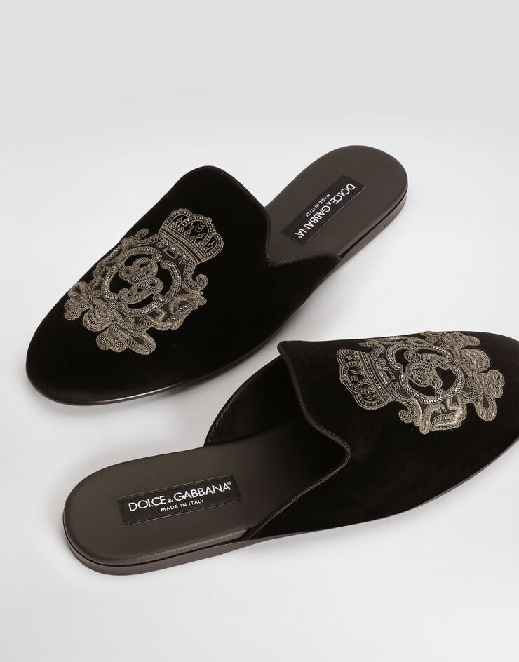 Dolce & Gabbana Velvet slippers with coat of arms embroidery Dolce & Gabbana Velvet slippers with coat of arms embroidery Black A80310AO249