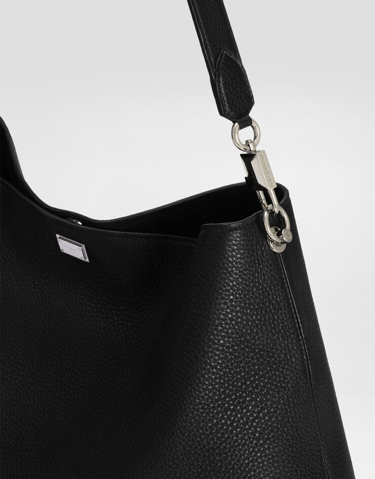 Dolce & Gabbana Vittoria shoulder and crossbody bag in calfskin Dolce & Gabbana Vittoria shoulder and crossbody bag in calfskin Black BM2693A0370