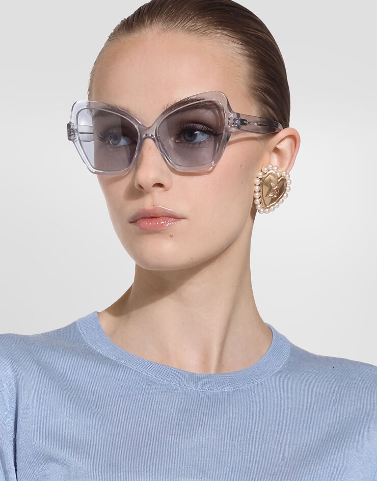 Dolce & Gabbana Heart earrings with beaded detailing Dolce & Gabbana Heart earrings with beaded detailing Gold WEQ6L8W1111