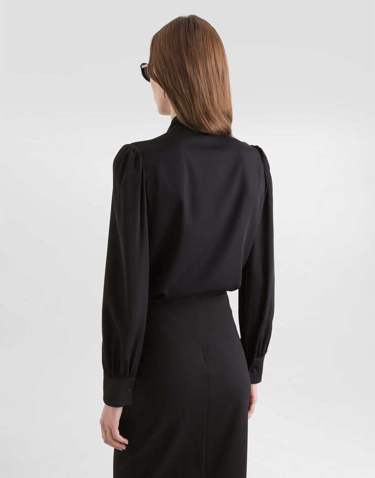Dolce & Gabbana Camisa de charmeuse elástico Dolce & Gabbana Camisa de charmeuse elástico Negro F5T17TFUABF