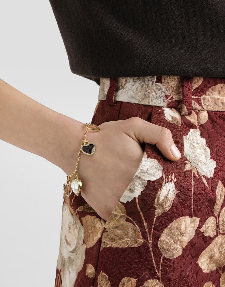 Dolce & Gabbana سوار بحياكة إيطالية بحِليات قلوب ذهبي WBR6I1W1111