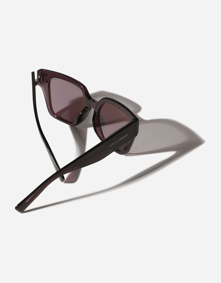 Dolce & Gabbana DG Sharped sunglasses Transparent violet VG447AVP5AK