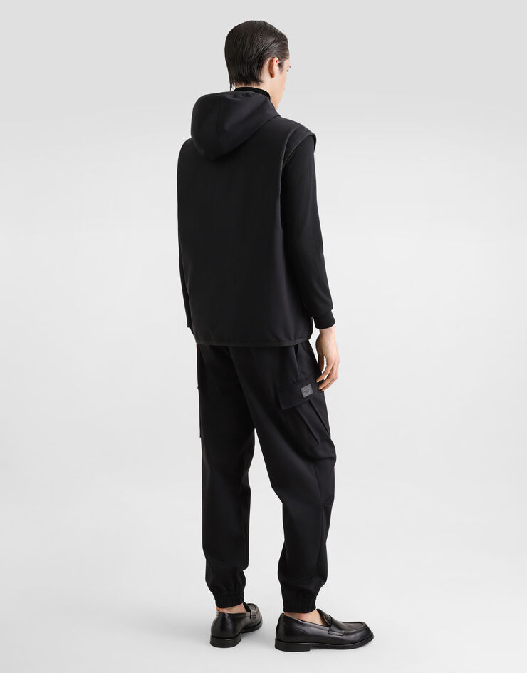 Dolce & Gabbana Gilet in tessuto tecnico con cappuccio Nero G9AOGTFUGS1