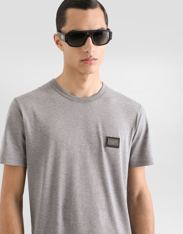 Dolce & Gabbana Baumwoll-T-Shirt mit Logoplakette Grau G8PT1TG7F2I