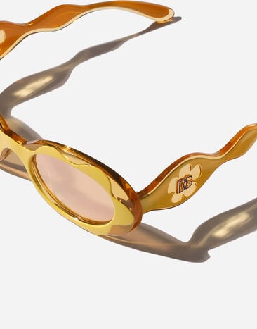 Dolce & Gabbana نظارات شمسية Flower Power أصفر VG600KVN47J