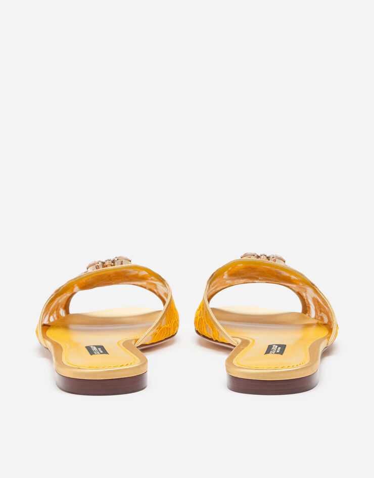 Dolce & Gabbana Sandalias rainbow de encaje con broche Mostaza CQ0023AL198