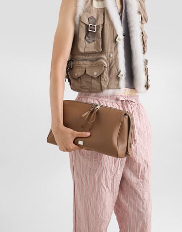 Dolce & Gabbana Umhängetasche Vittoria aus Kalbsleder Brown BM2190A0370