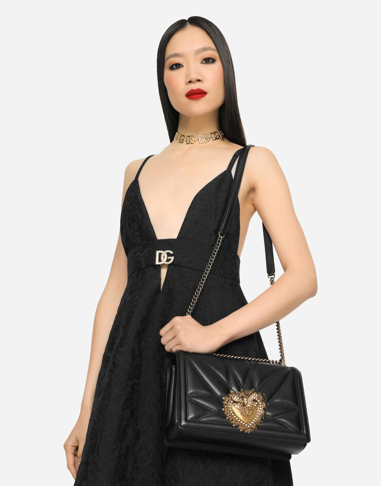 Dolce & Gabbana حقيبة ديفوشن كبيرة بجلد نابا مبطن أسود BB7100AW437