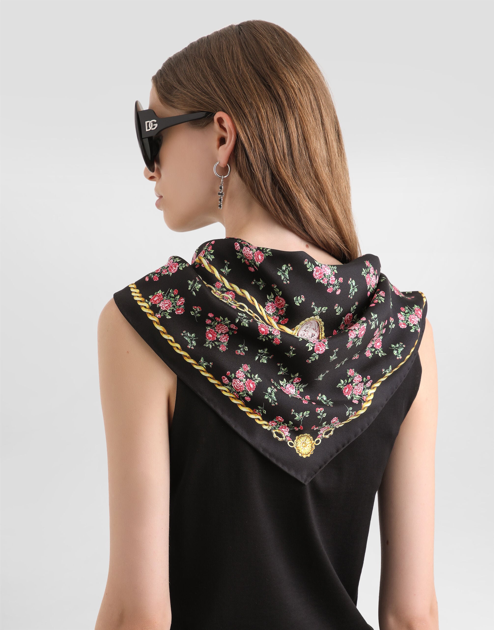 Jersey t-shirt with scarf in Black for Women | Dolce&Gabbana®