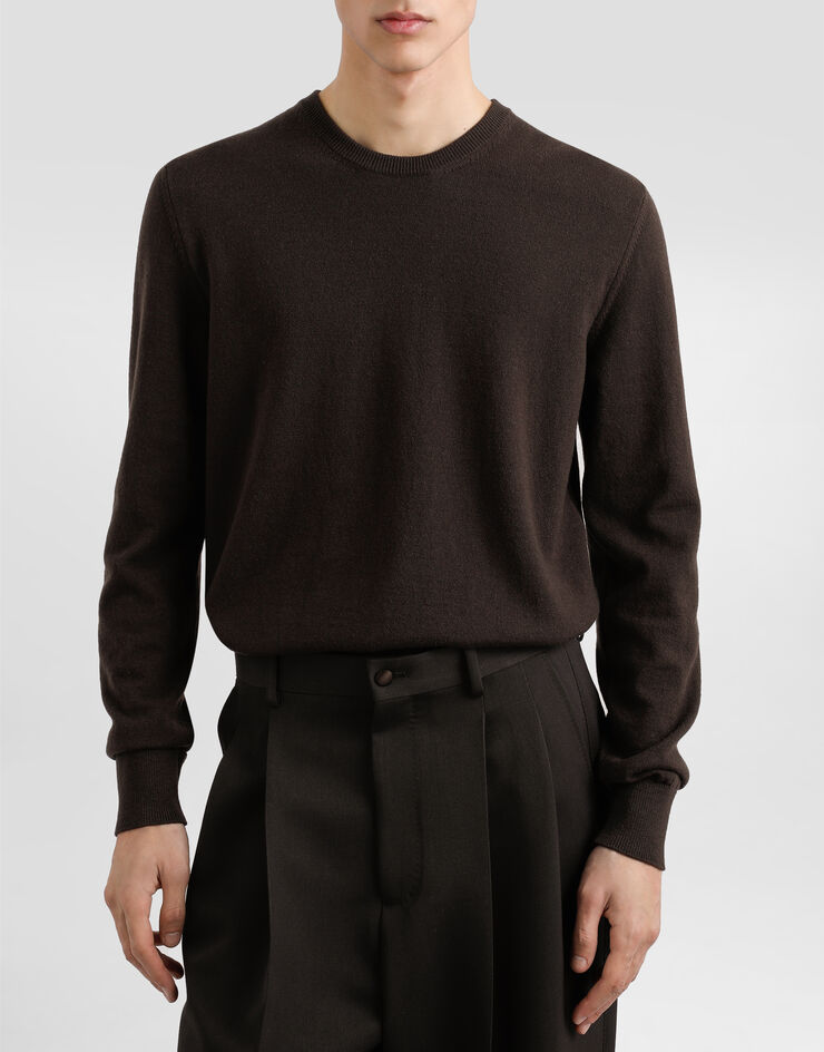 Dolce & Gabbana Wool and cashmere pullover Dolce & Gabbana Wool and cashmere pullover Brown GXX01TJGMC4