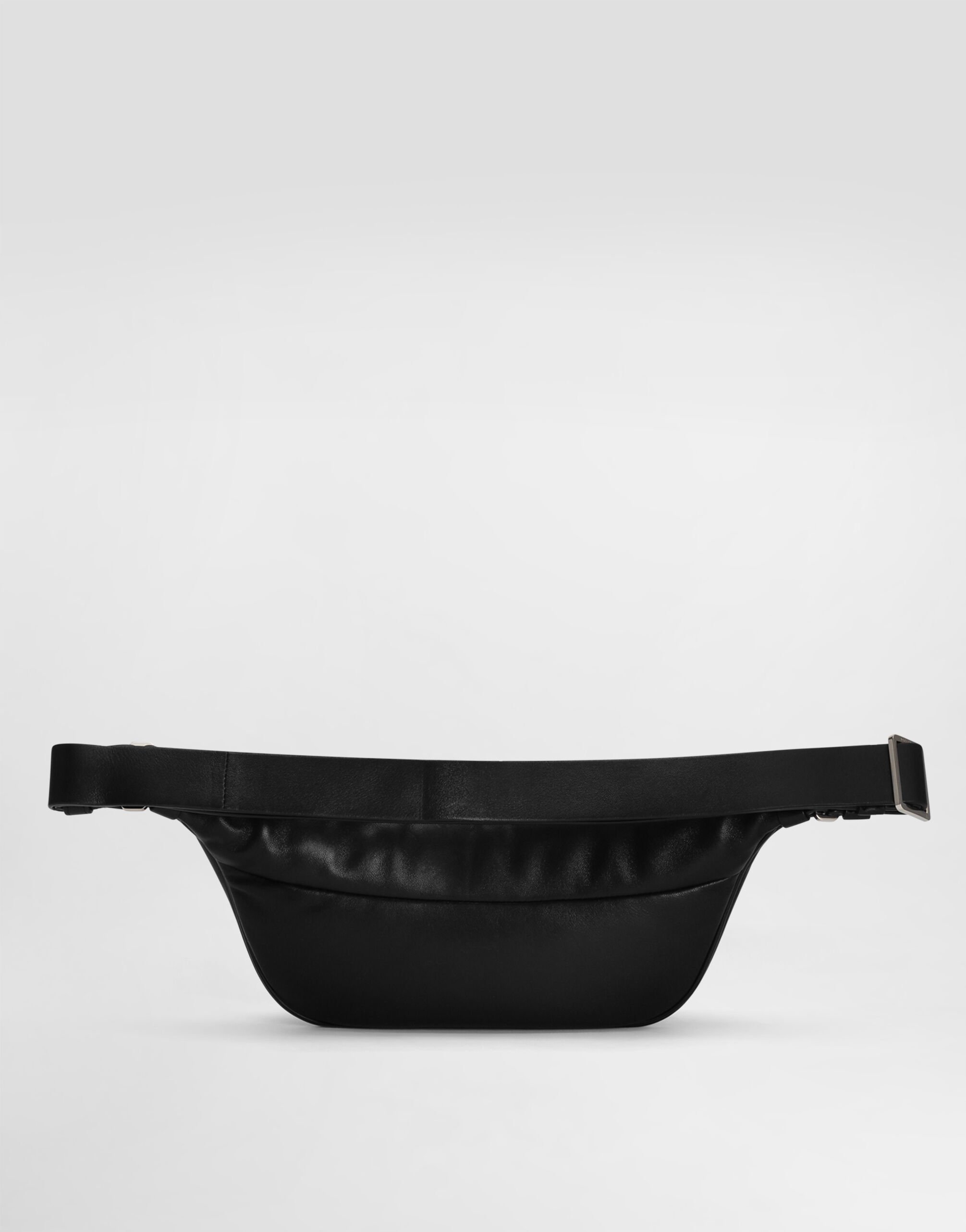 Blackのメンズ カーフスキン ナッパレザー ベルトバッグ