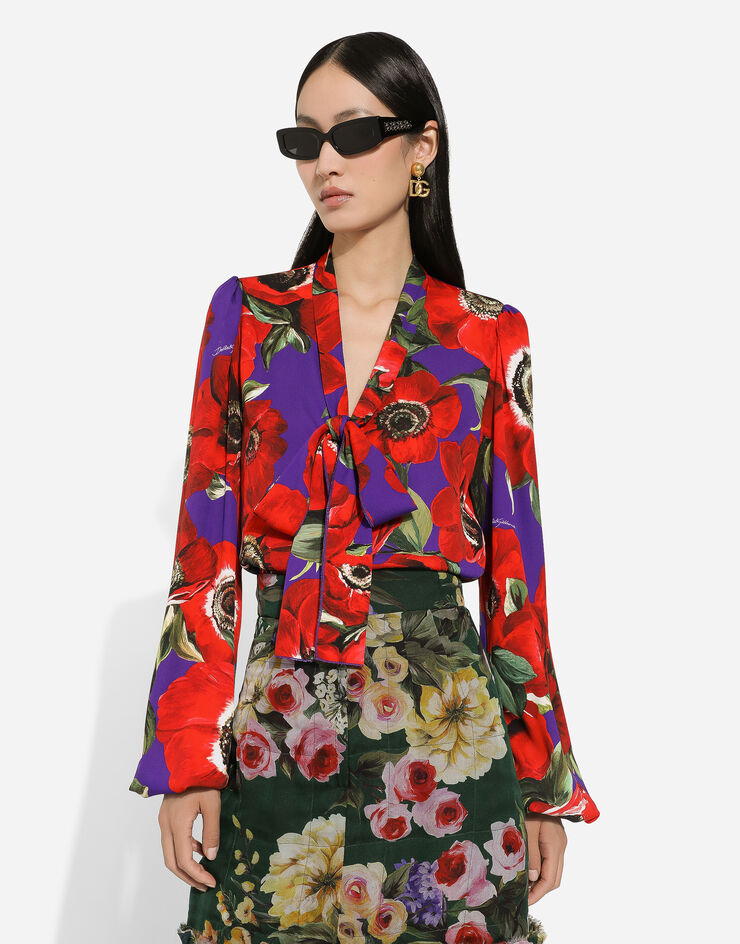 Dolce & Gabbana Bluse aus Charmeuse Anemonen-Print Print F5N70TFSA55