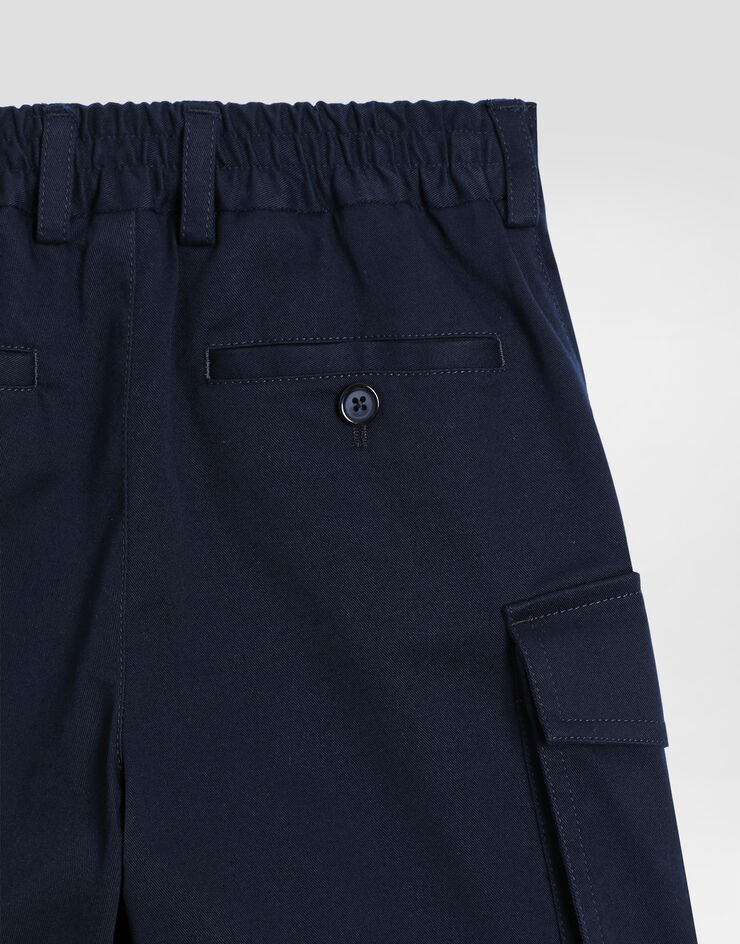 Dolce & Gabbana Bermudas aus Gabardine mit Logoplakette Blau L43Q70FUFL3