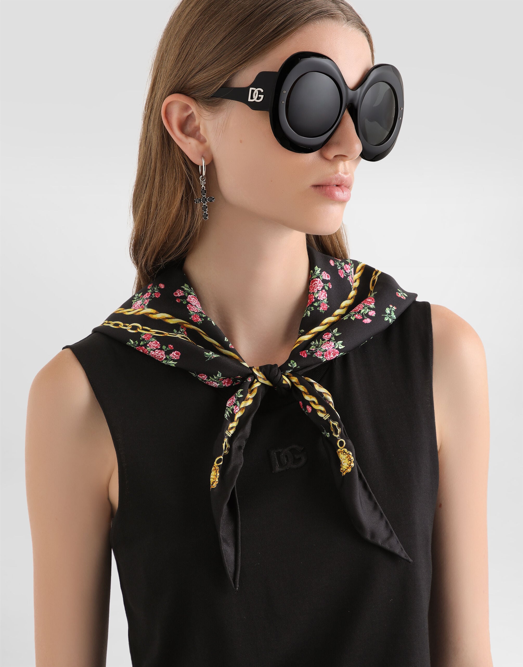 Jersey t-shirt with scarf in Black for Women | Dolce&Gabbana®