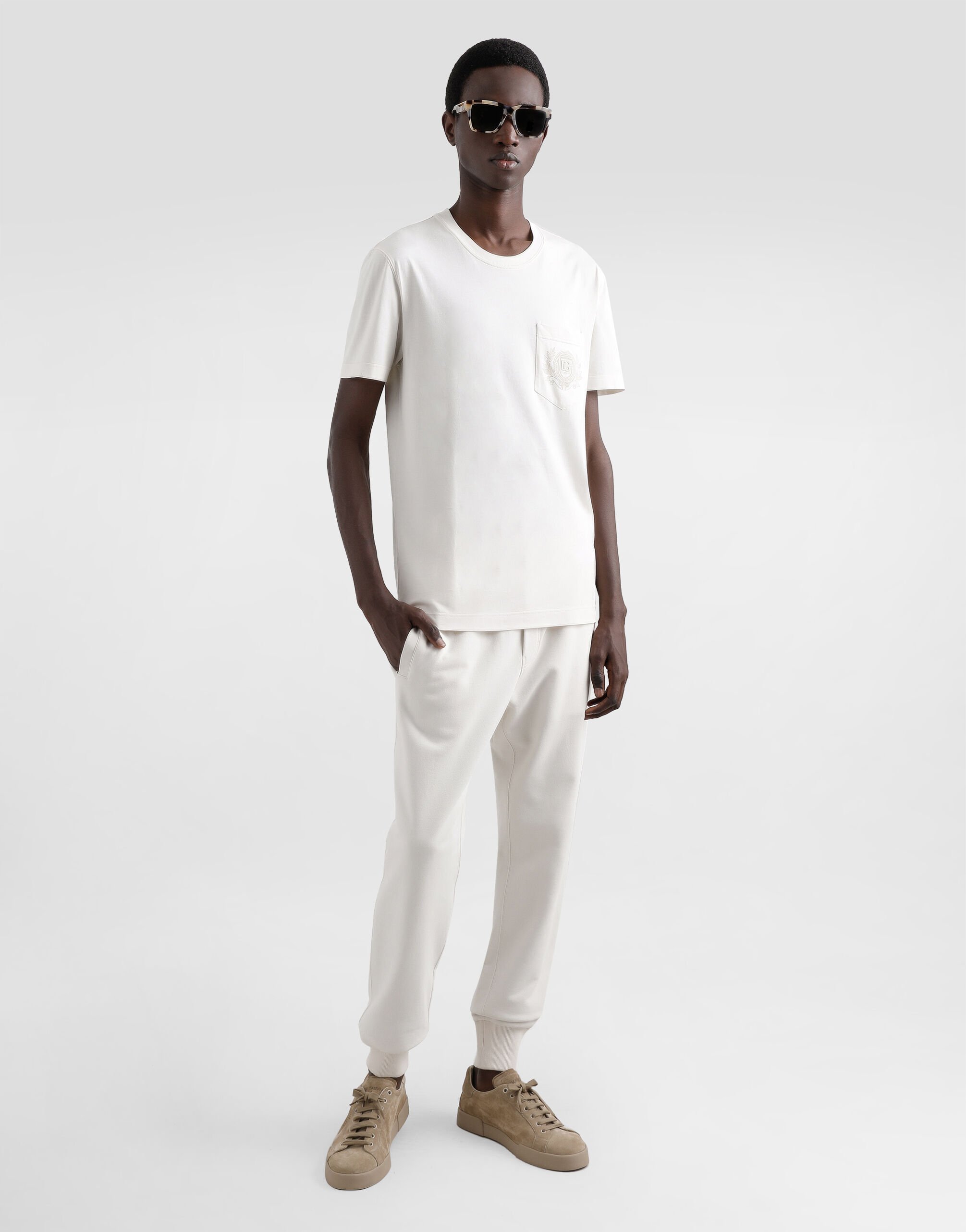 Tシャツ・カットソー DOLCE & GABBANA Men T-shirt Cream G8RA2ZG7O2G A4567 Cotton T-shirt with logo in Cream for Men | Dolce&Gabbana® US