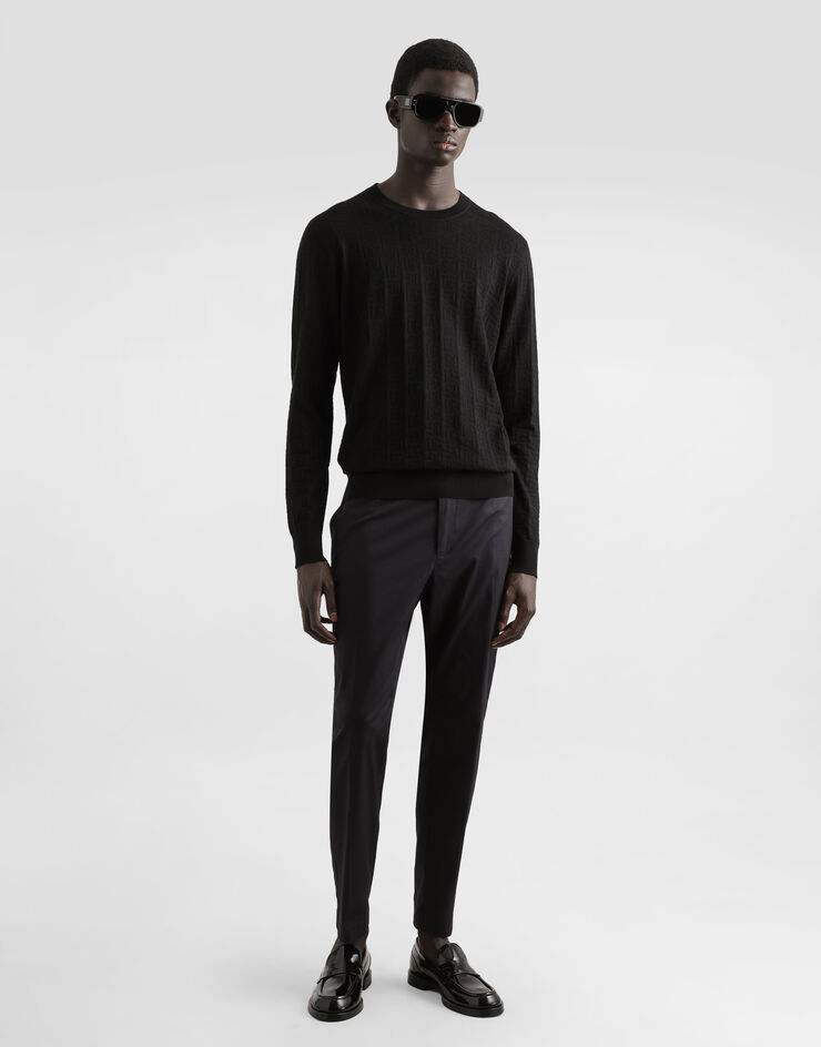 Dolce & Gabbana Pull ras de cou en soie avec logo DG brodé all-over Noir GXX02TJBSKE