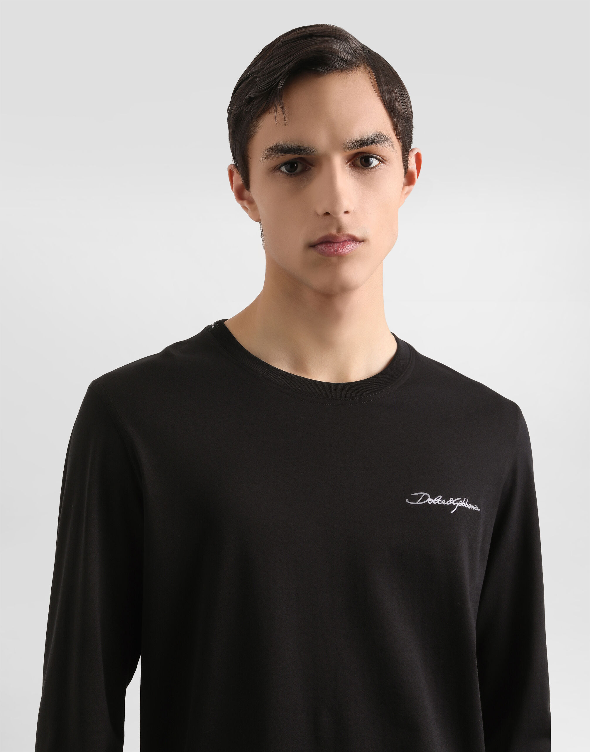 Tシャツ・カットソー DOLCE GABBANA Men T Shirts G8SD2ZG7PEA N0000 BLACK cotton t-shirt with embroidery in Black for Men