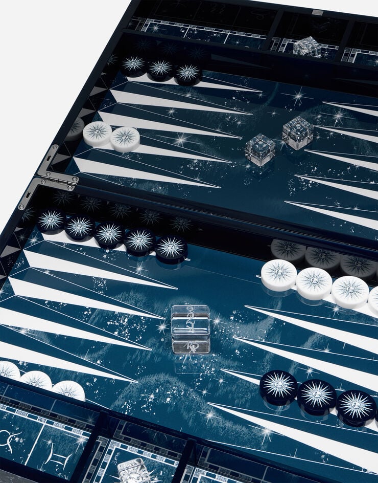 Dolce & Gabbana Backgammon-Set aus Plexiglas Dolce & Gabbana Backgammon-Set aus Plexiglas Mehrfarbig TCC213TCAMY