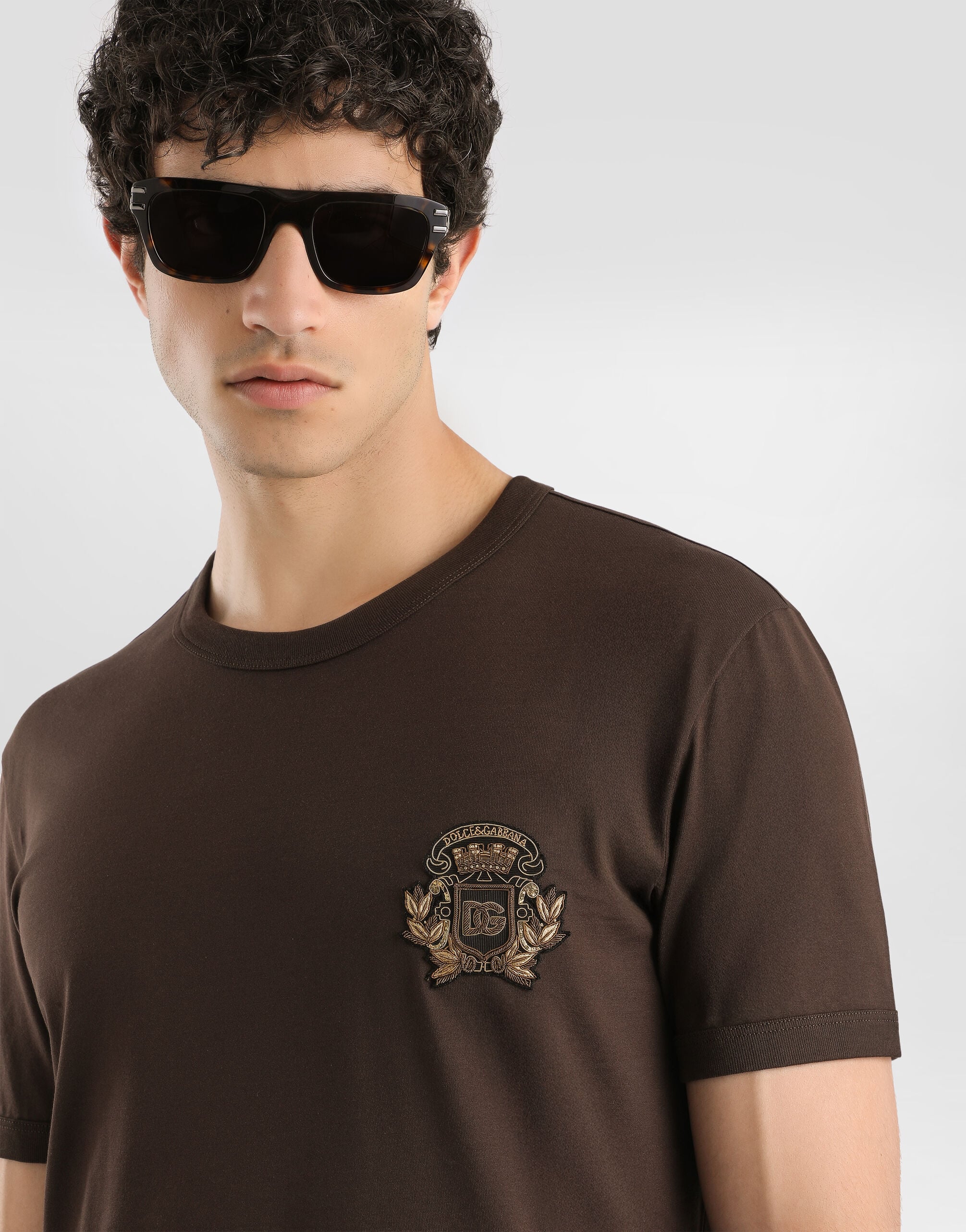 Cotton t-shirt with heraldic patch - thumbnail 4