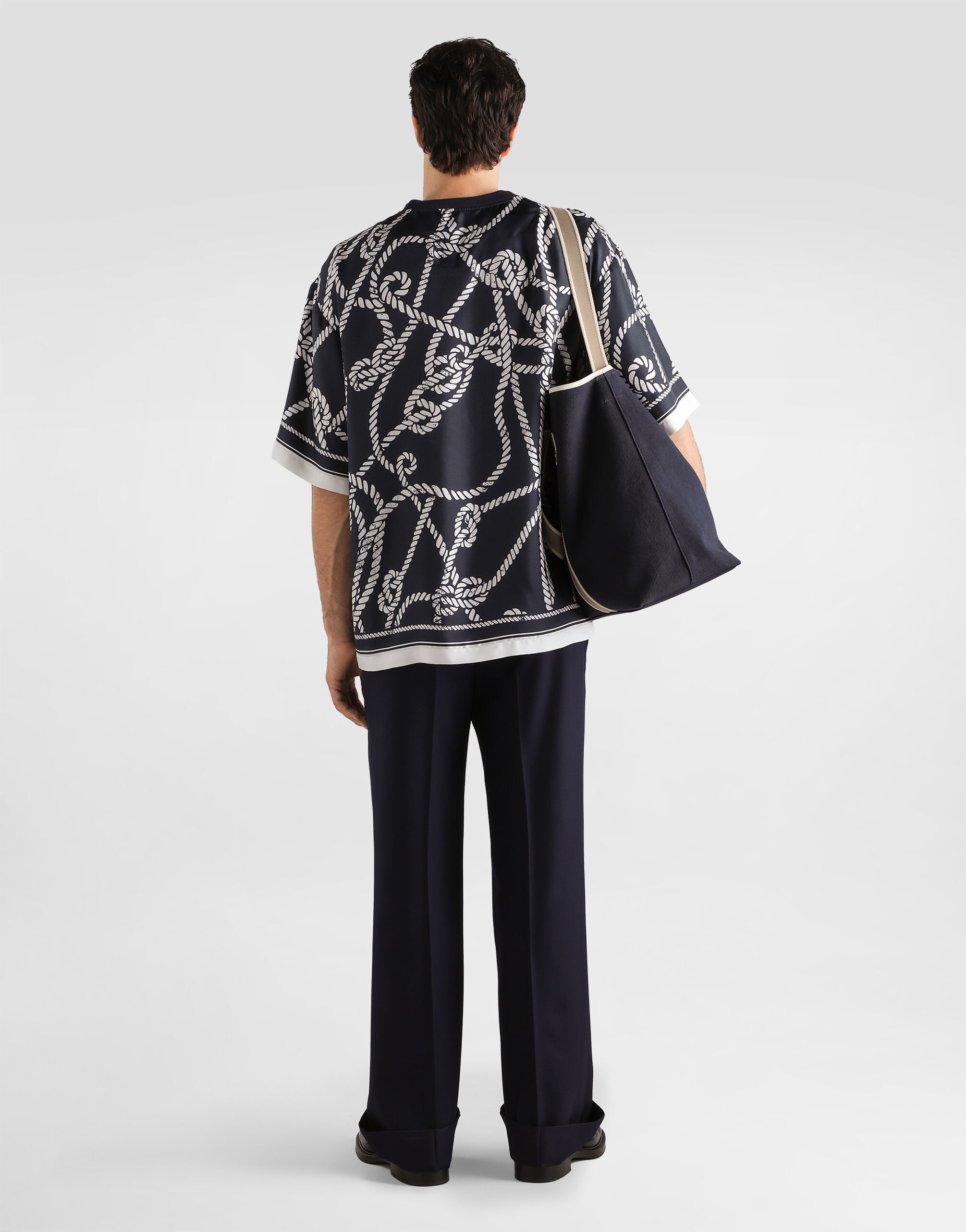 Virgin wool trousers