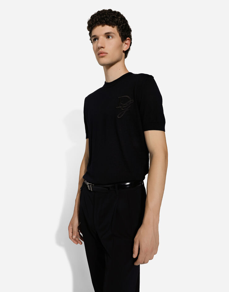 Dolce & Gabbana Jersey de cuello redondo de cachemira con DG bordado Negro GXX59ZJAWXR