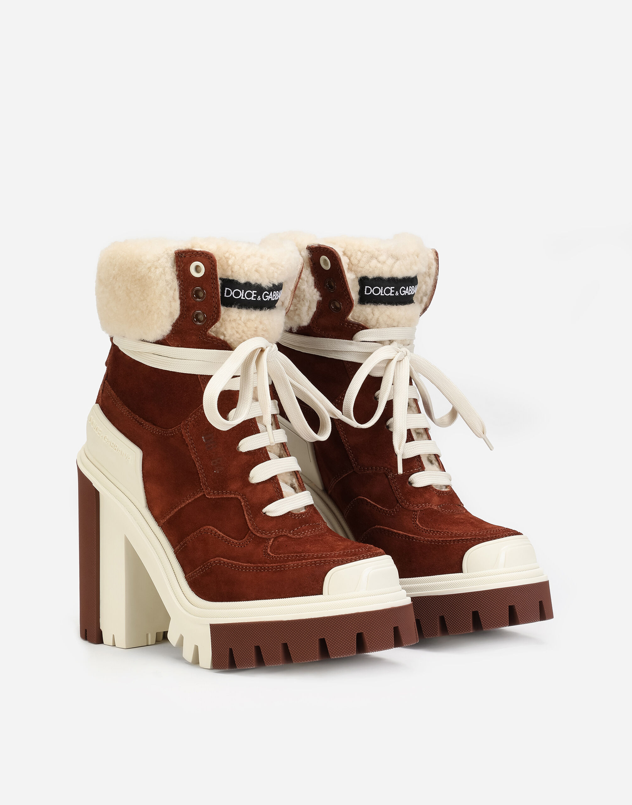 Split grain leather trekking boots with shearling