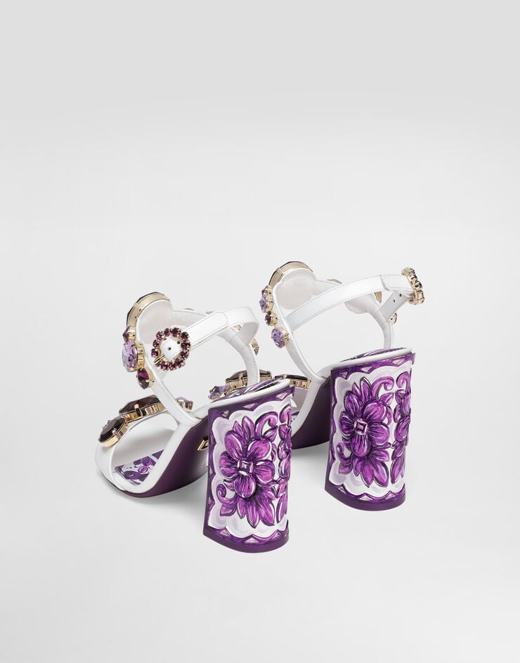 111 Dolce & Gabbana   