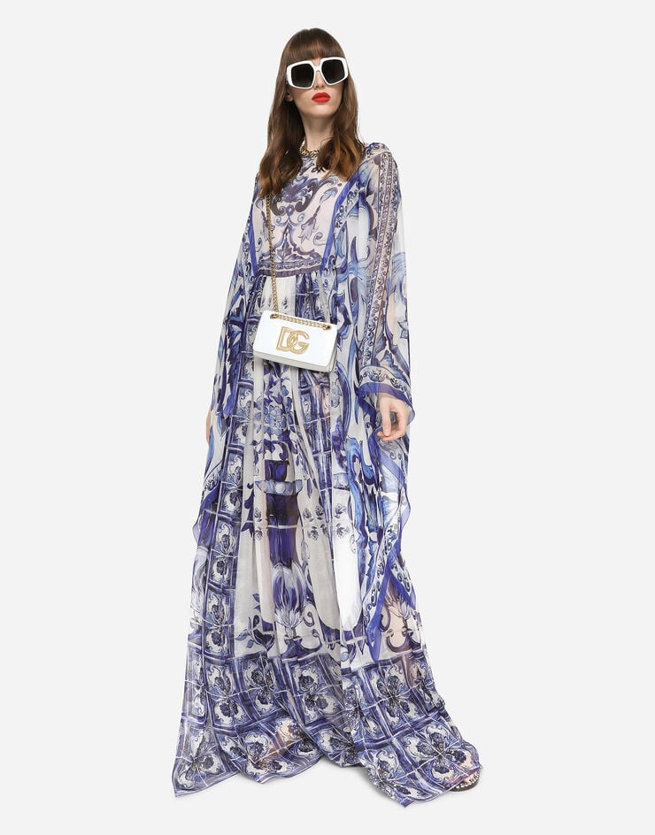 Dolce&Gabbana Langes Kleid aus Chiffon Majolika-Print Mehrfarbig F6ADQTHI1BR