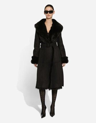 Dolce & Gabbana معطف شيرلينغ بحزام أسود F0E2SLFUP87