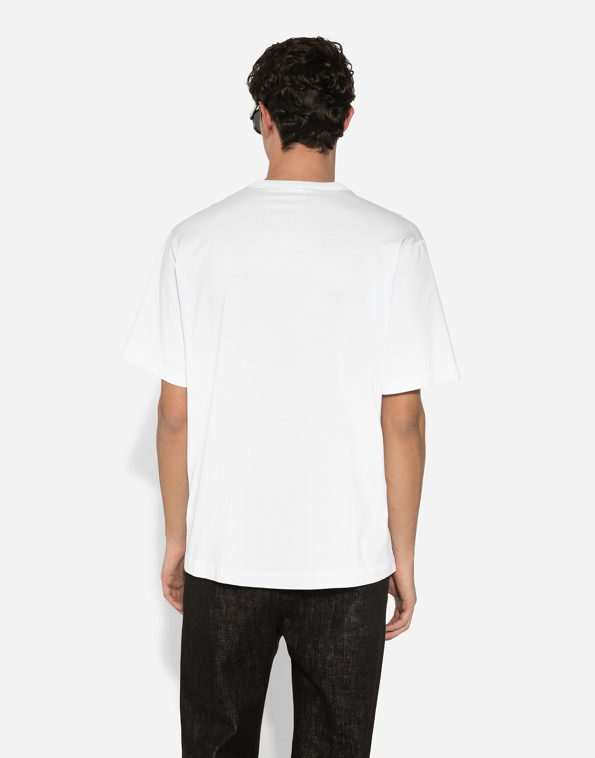 マルチカラーのメンズ ロゴプレート コットン Tシャツ
