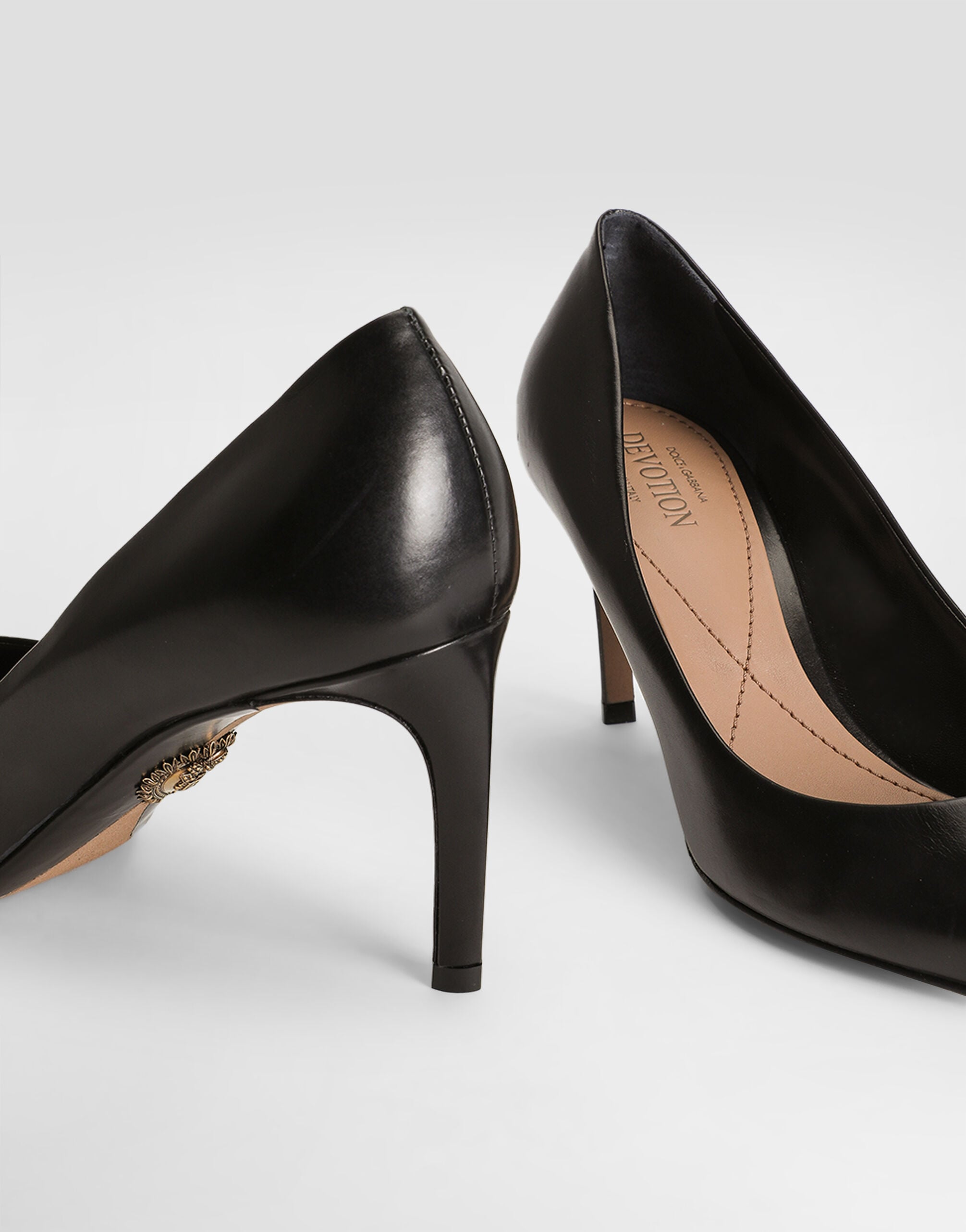 DOLCE&GABBANA ハイヒール Devotion calfskin pumps in Black for Women | Dolce&Gabbana® US
