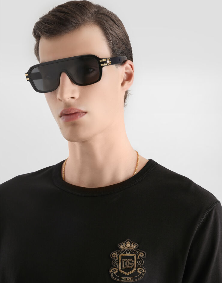 Dolce & Gabbana Cotton t-shirt with heraldic patch Black G8PV0ZG7PZU