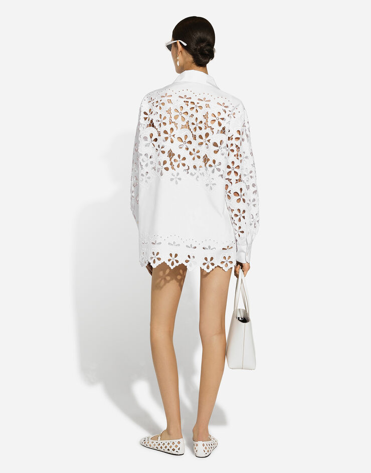 Dolce & Gabbana Oversize-Bluse aus Baumwolle mit Cut-out-Stickerei Weiss F5S57ZGDCKN