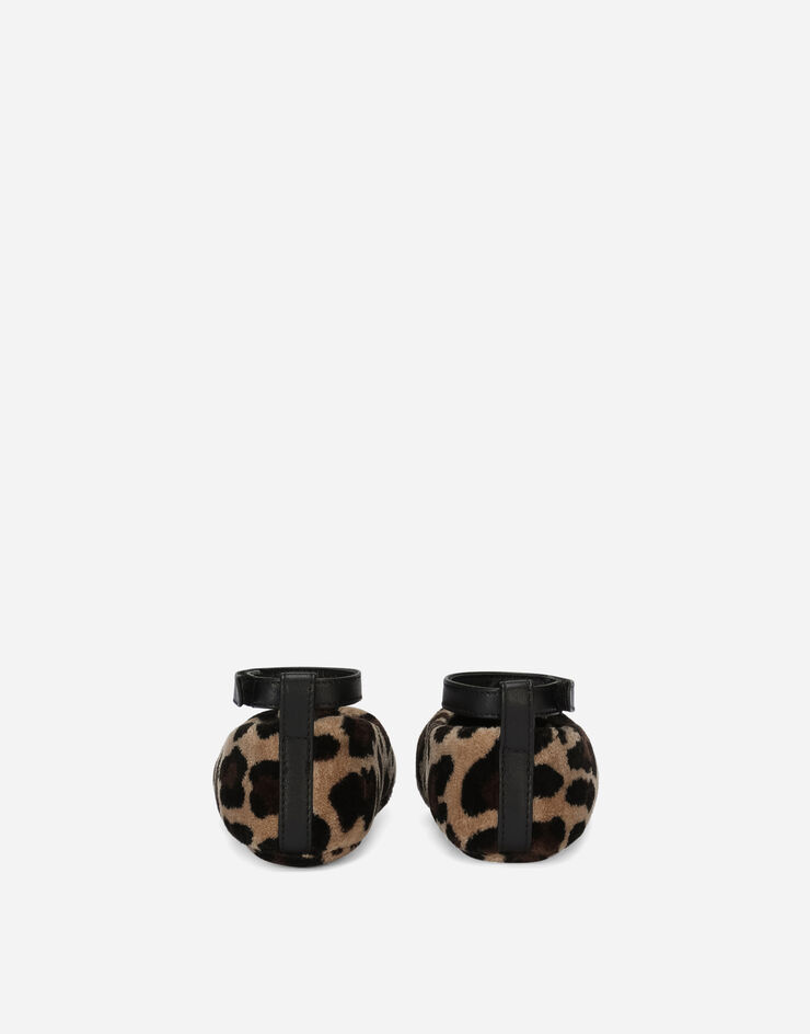 Dolce & Gabbana Bailarina para bebé de terciopelo con estampado de leopardo Estampado Animalier DK0065AA338